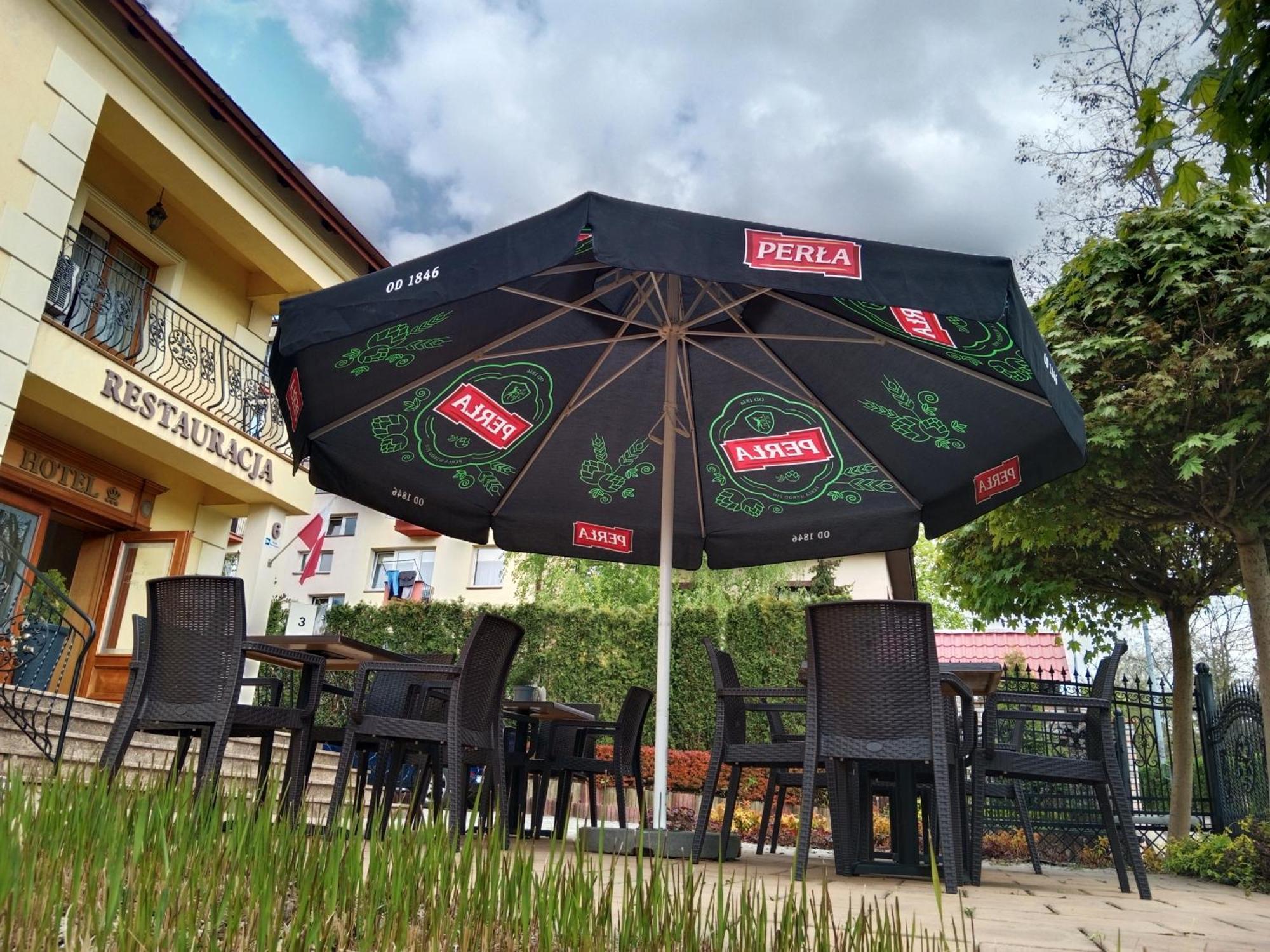 科罗纳酒店 桑多梅日 外观 照片