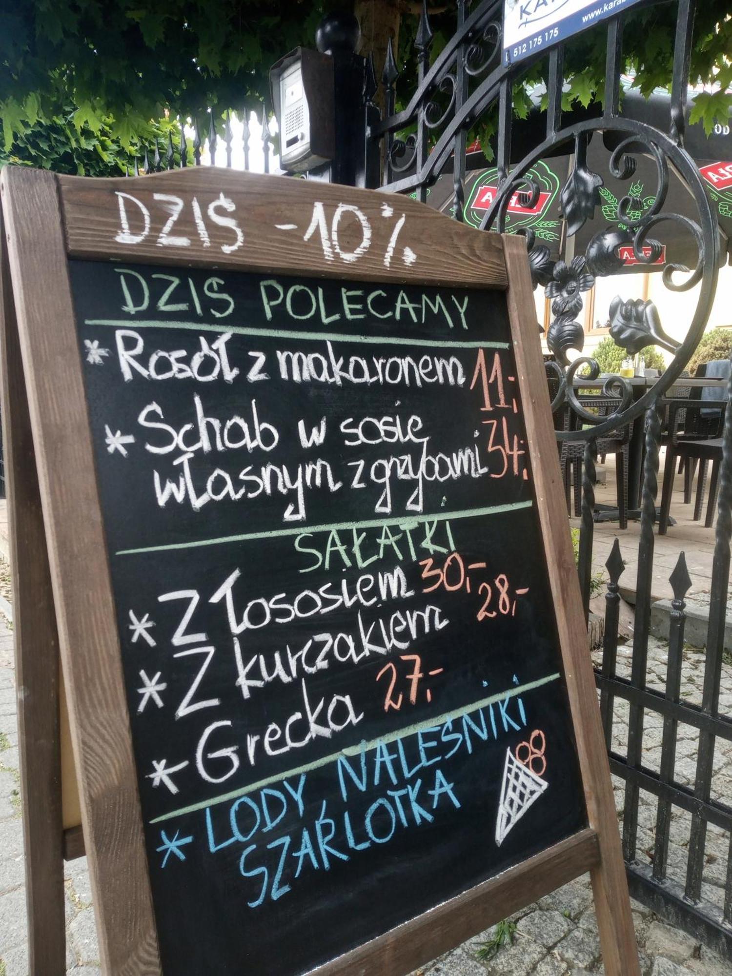科罗纳酒店 桑多梅日 外观 照片